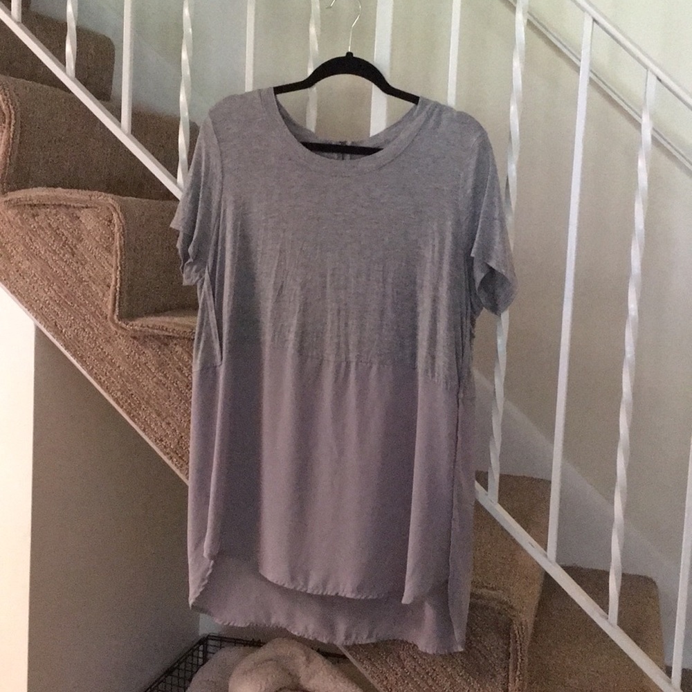 Heather gray t-shirt with satin bottom XL